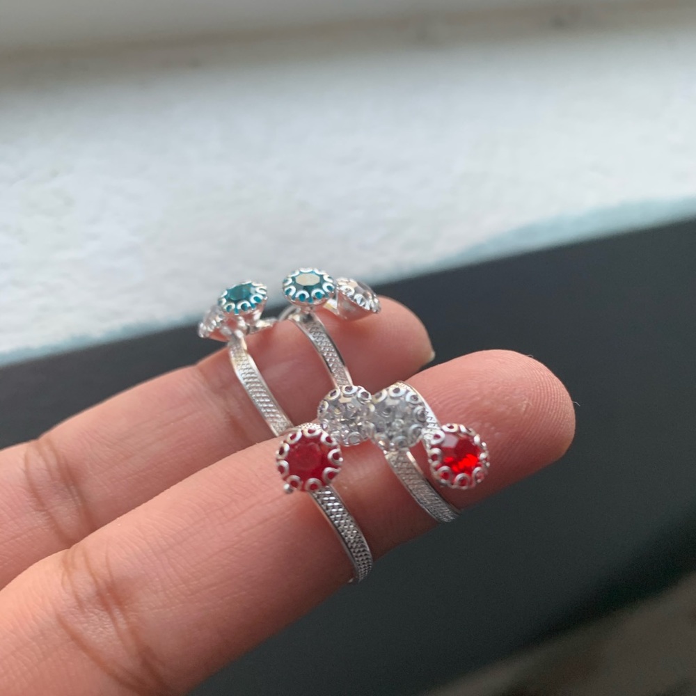 Toe rings